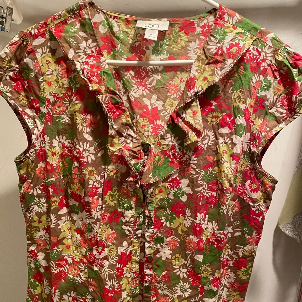 Floral top